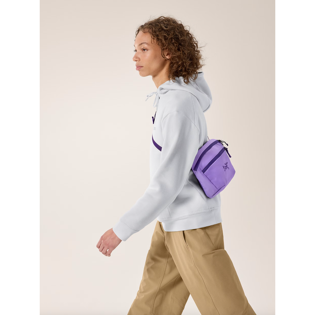 Arc'teryx Mantis 2 Waist Pack in Aster/Azalea